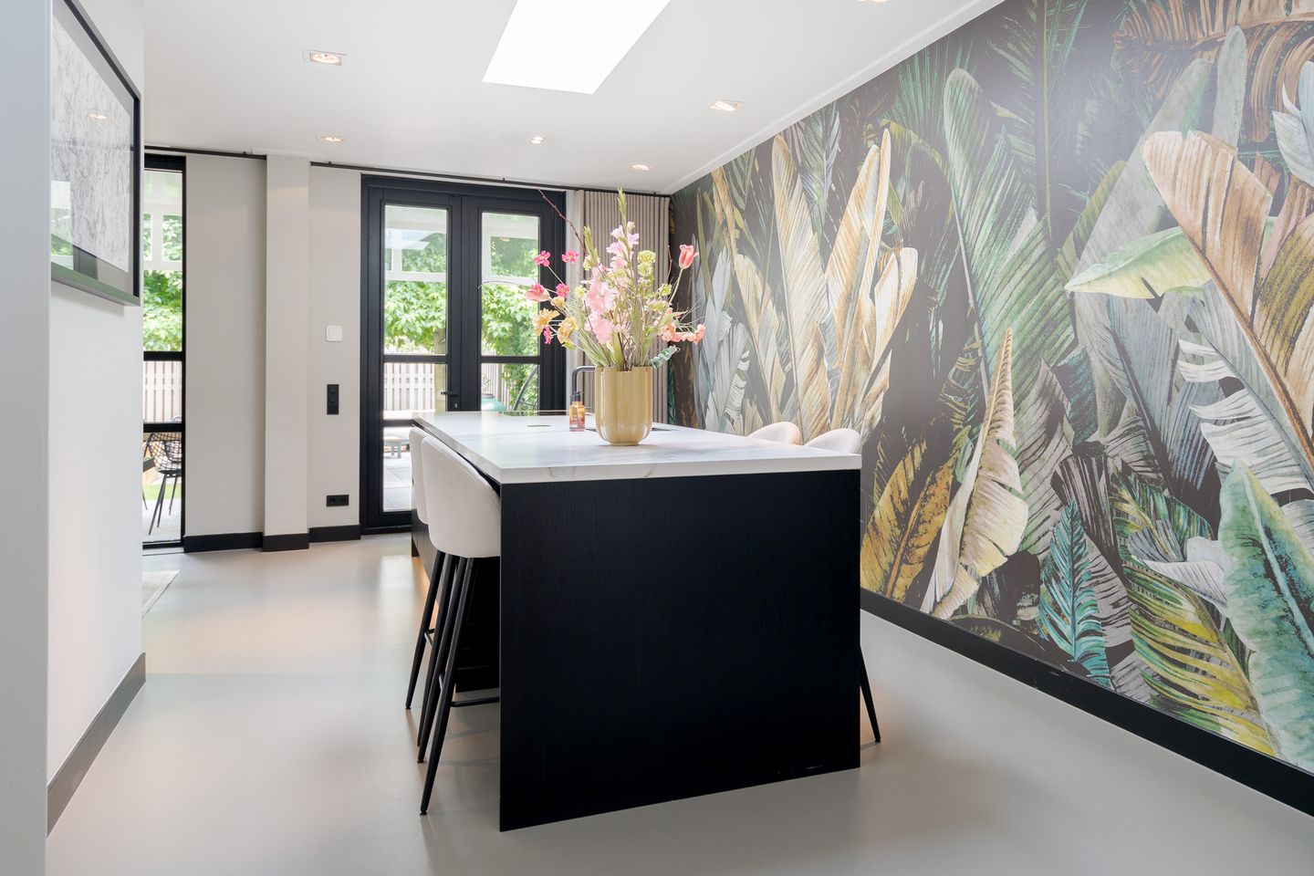 Photo 20 of Van Karnebeekstraat 84