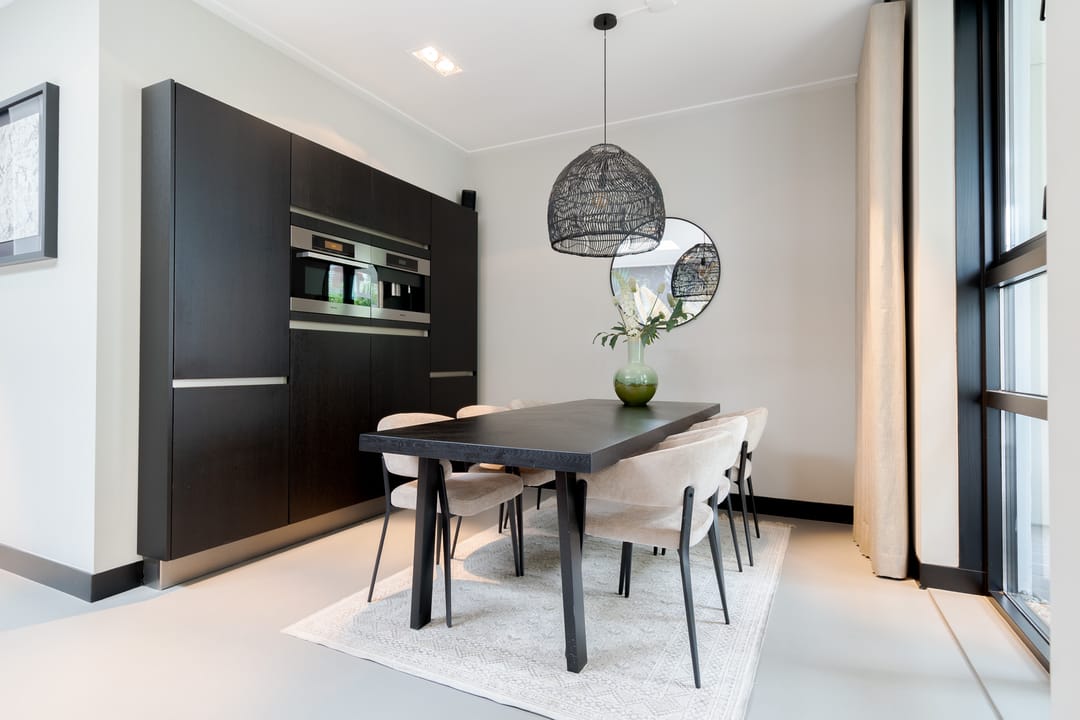 Photo 26 of Van Karnebeekstraat 84