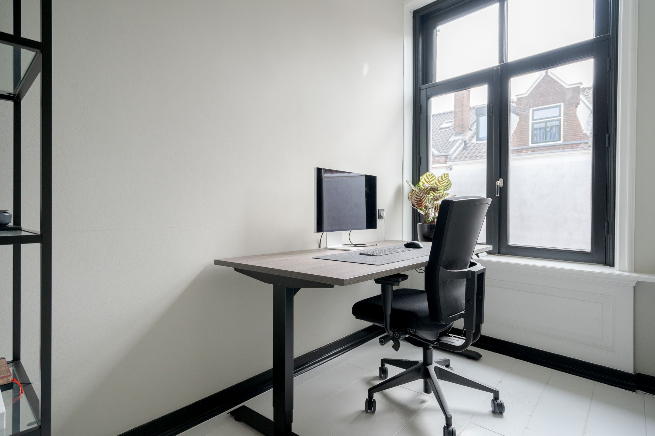 Photo 48 of Van Karnebeekstraat 84