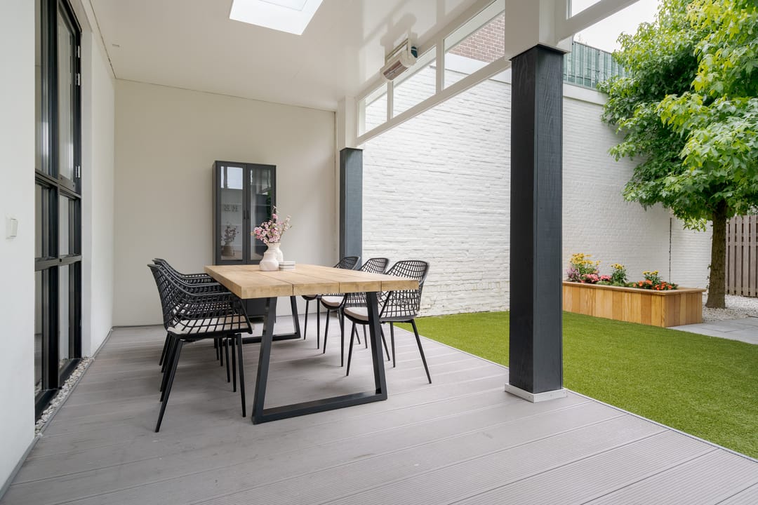 Photo 31 of Van Karnebeekstraat 84