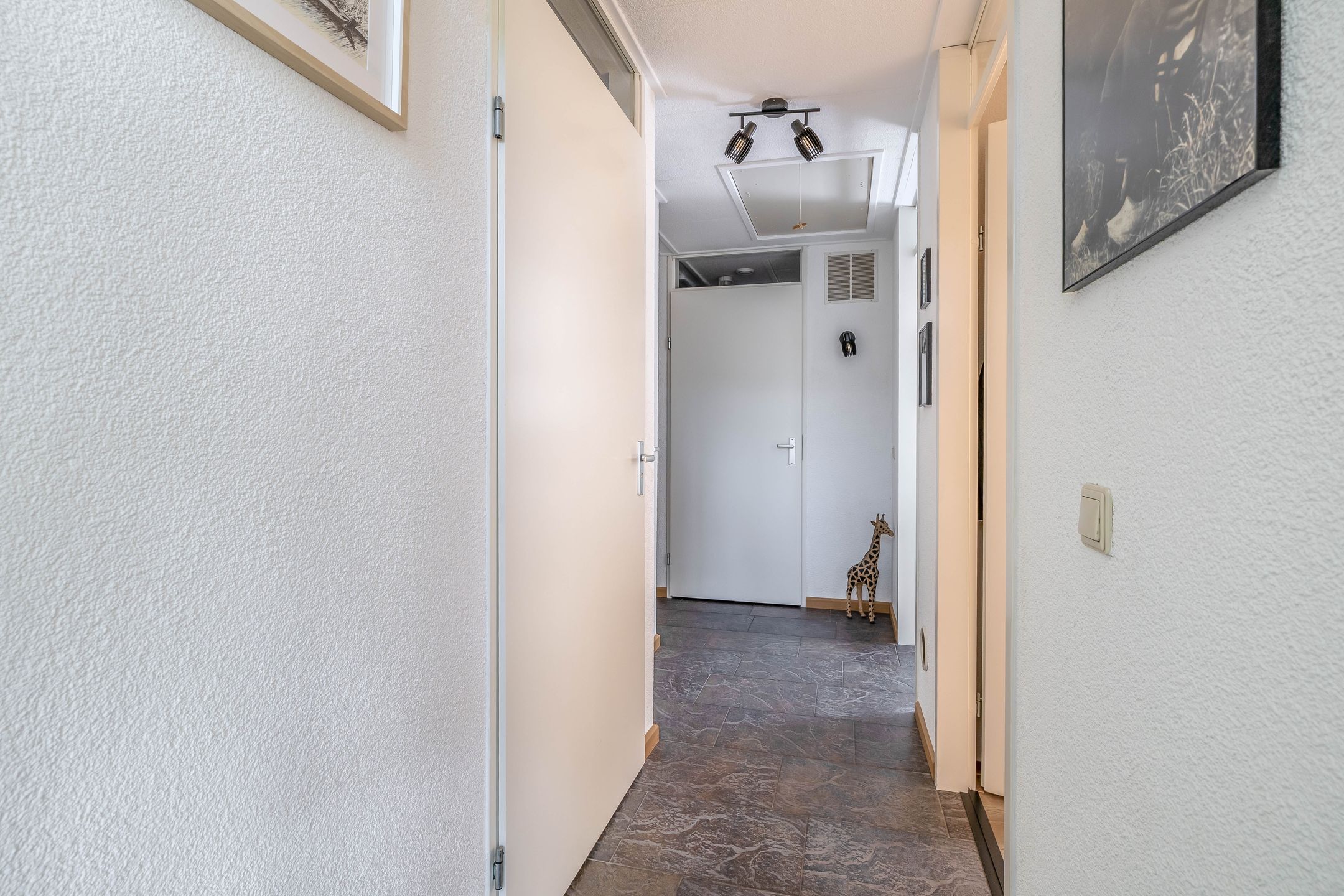 Foto 24 van Korenbloemweg 2-G