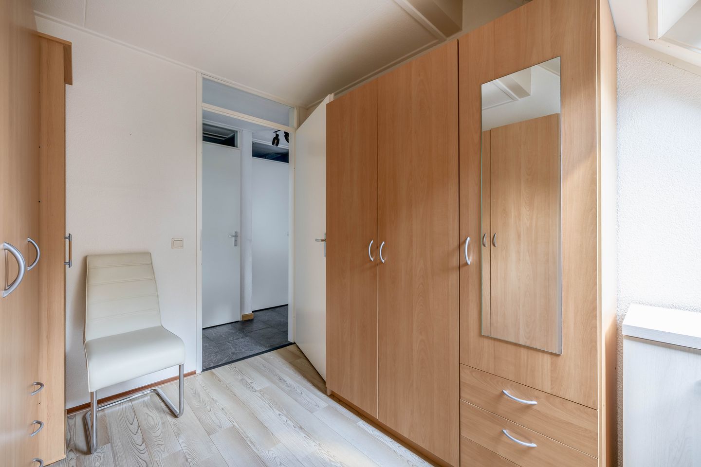 Foto 29 van Korenbloemweg 2-G