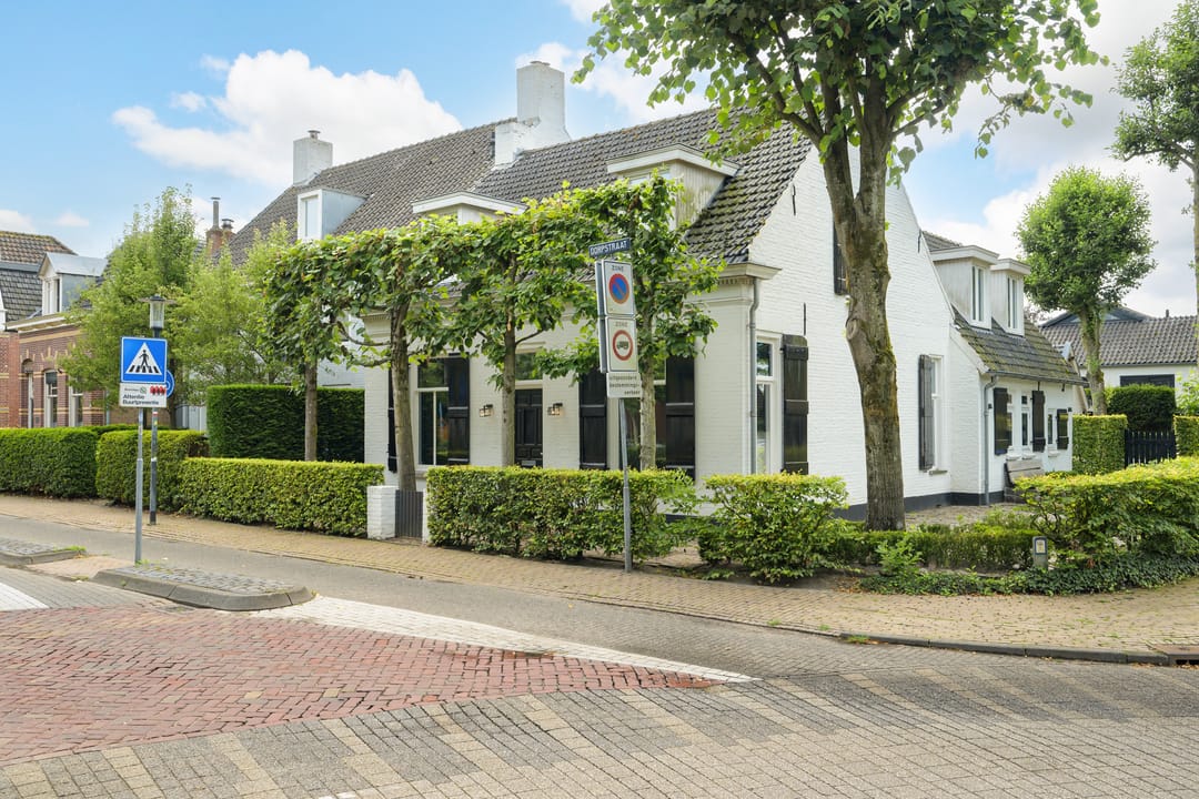 Foto 1 van Dorpstraat 4