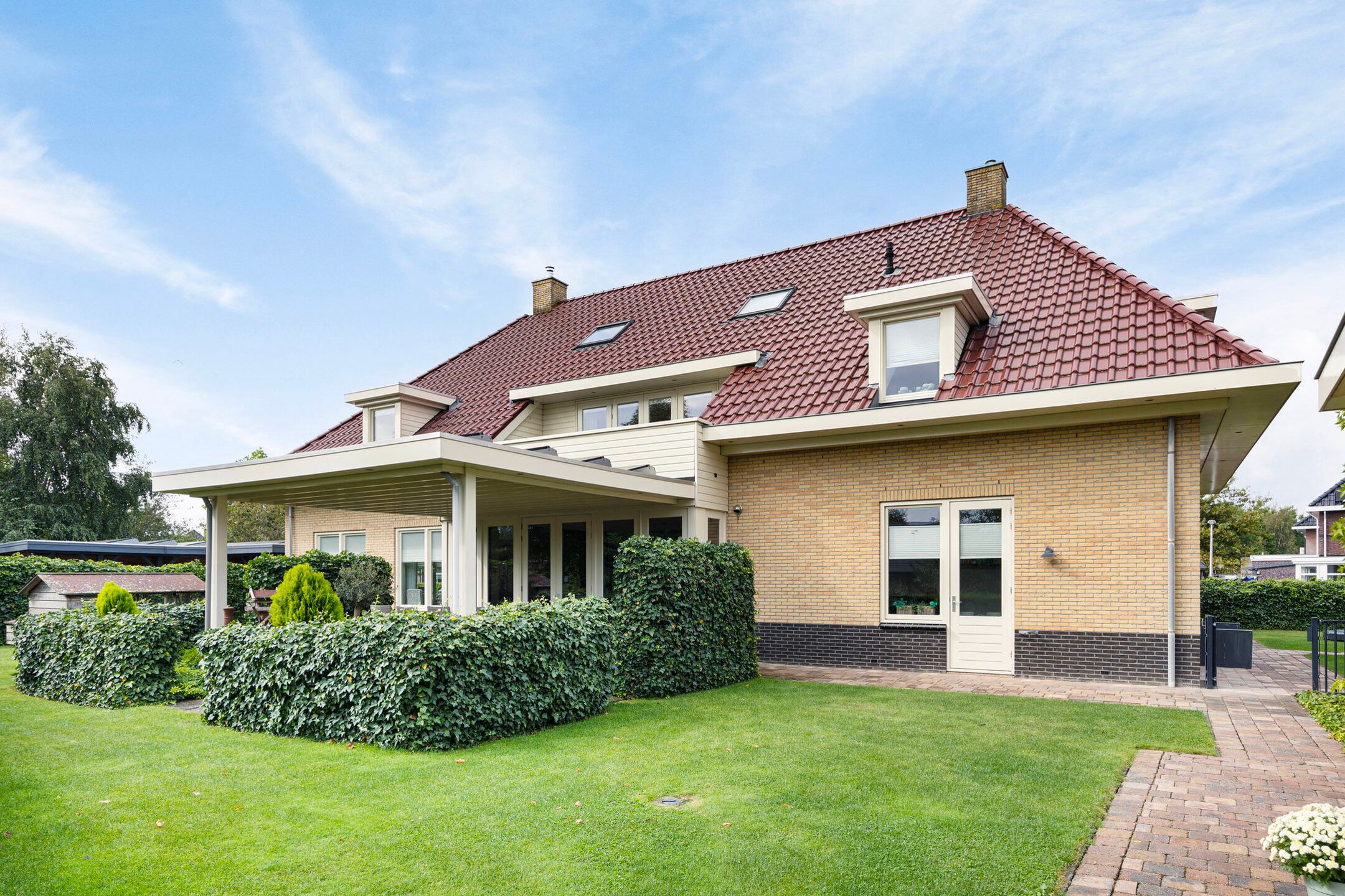 Photo 57 of Marie Curiesingel 1