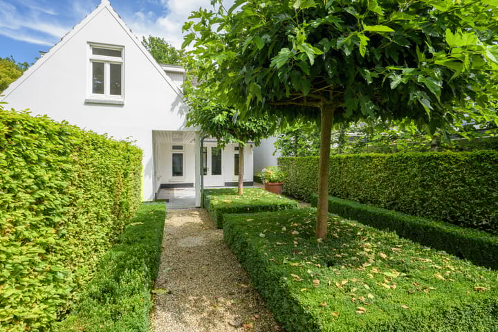 Foto 2 van Dorpstraat 4