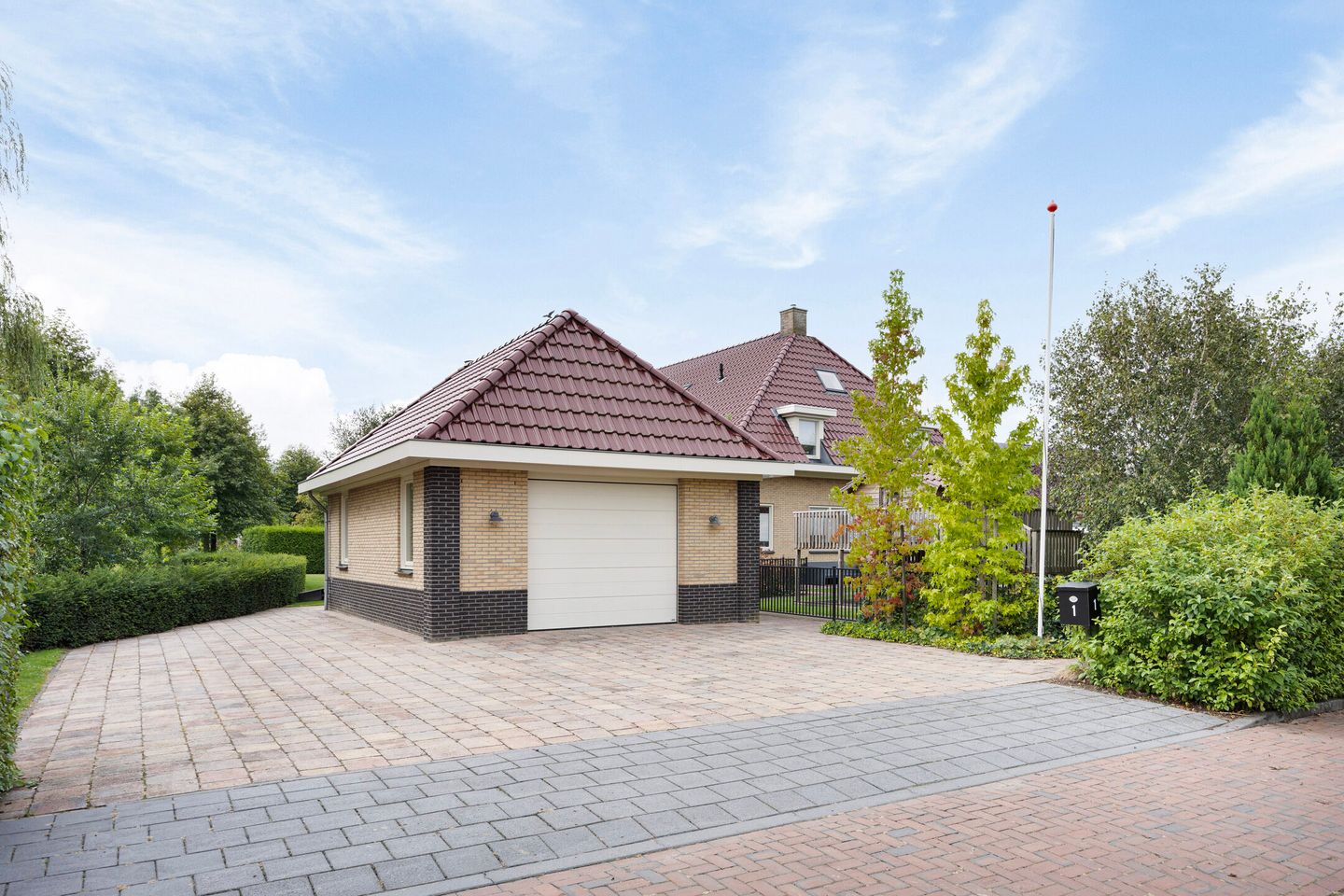 Photo 70 of Marie Curiesingel 1