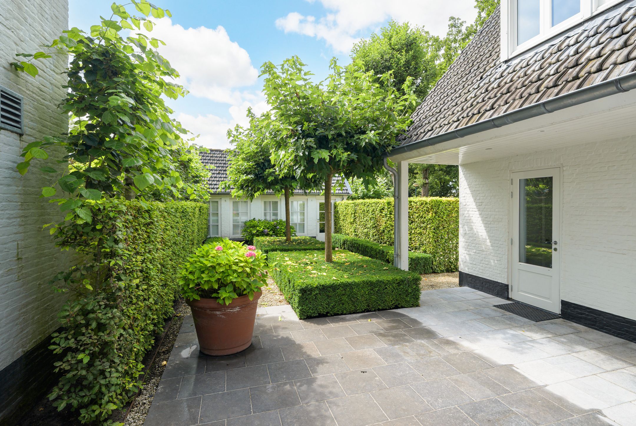 Foto 42 van Dorpstraat 4