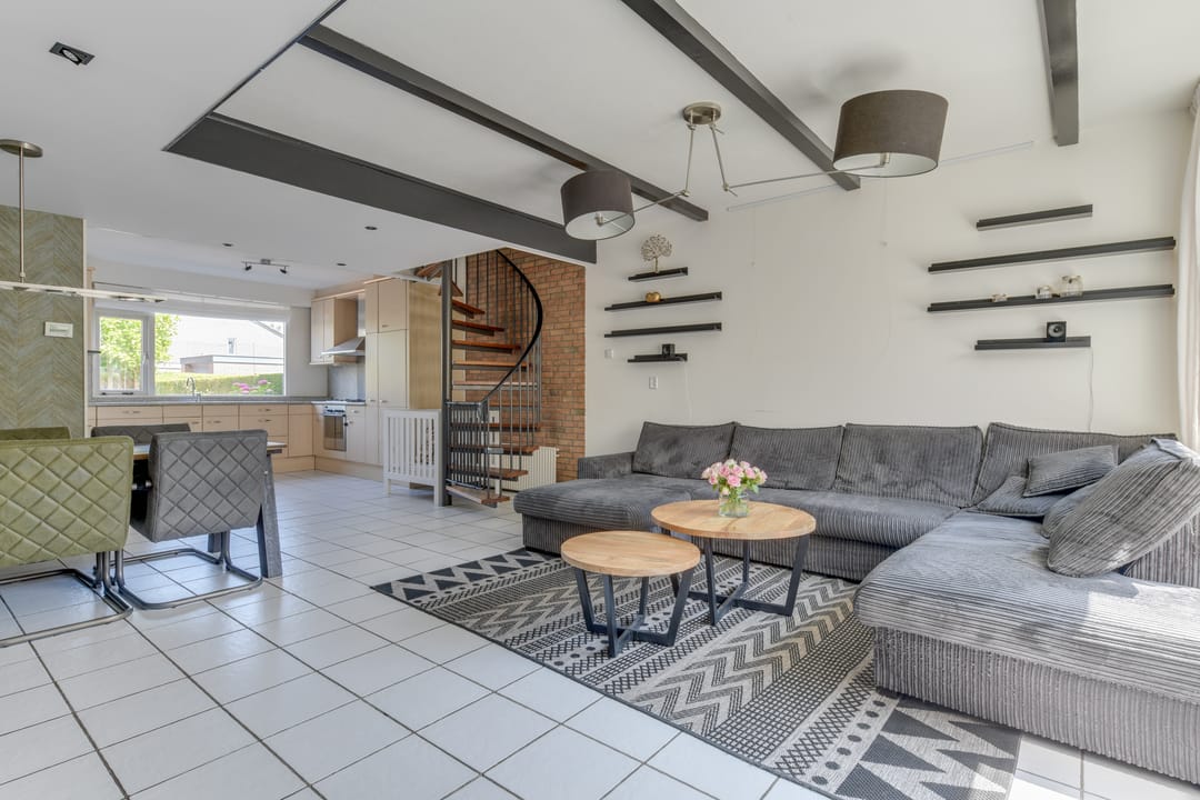 Photo 7 of Langeweide 269