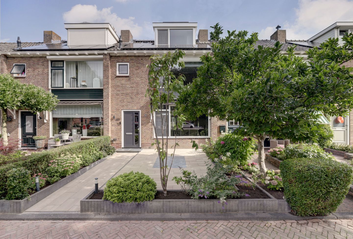 Foto 50 van Petronella van Saxenstraat 119