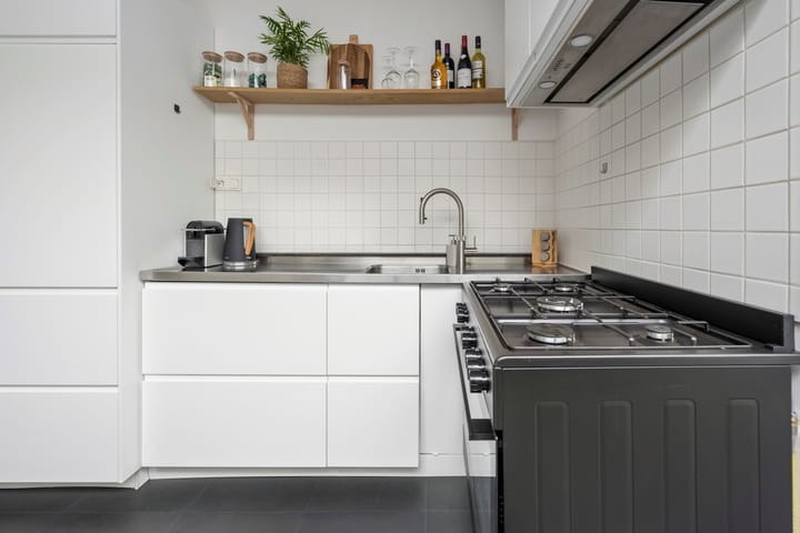 Photo 18 of Emmastraat 91