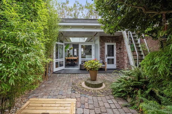 Photo 30 of Emmastraat 91