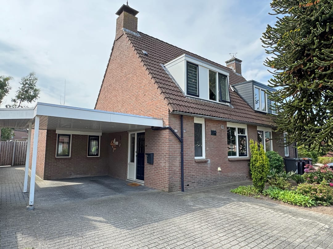 Foto 1 van Roosje Vosstraat 35