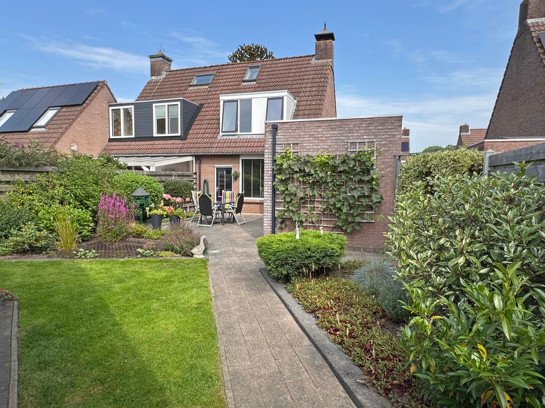 Foto 2 van Roosje Vosstraat 35