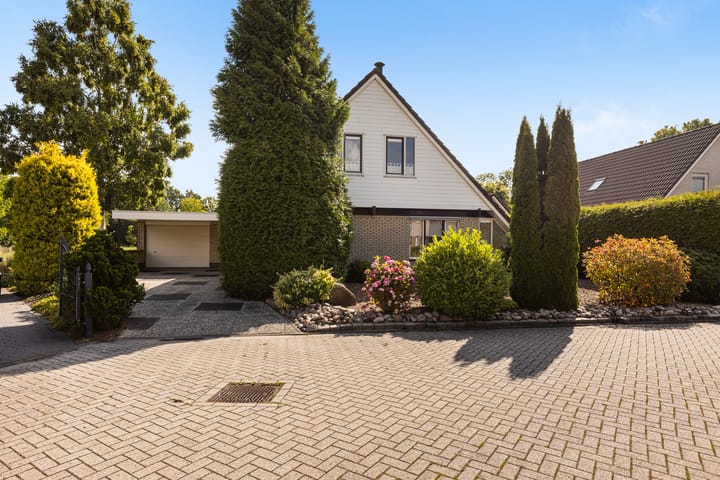 Photo 2 of Steenhuis 17