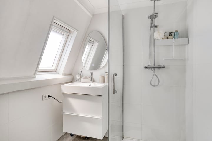 Photo 27 of Waldeckstraat 26