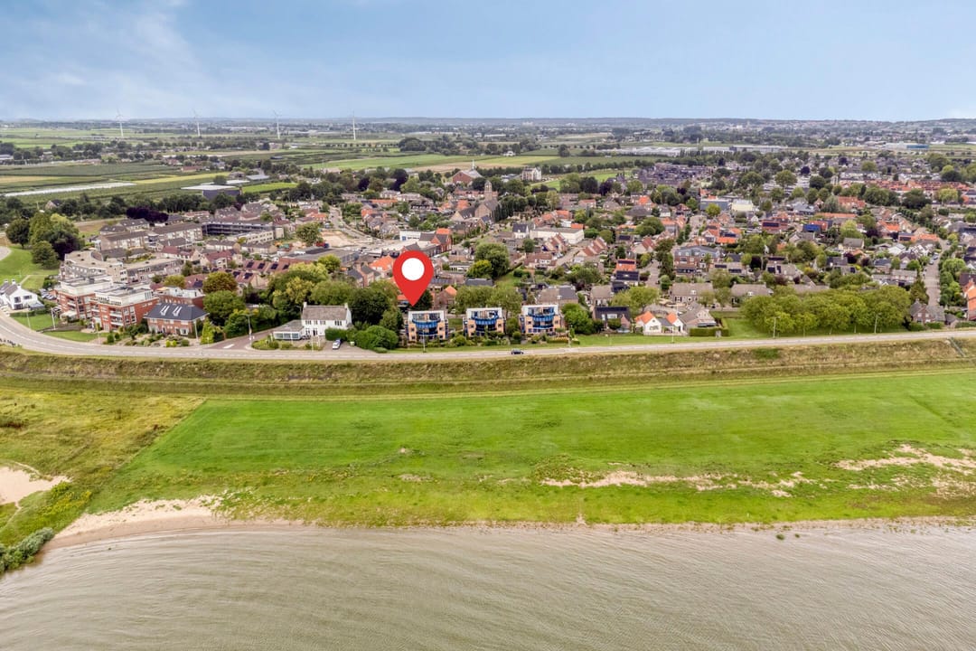 Photo 61 of Waalzicht 1