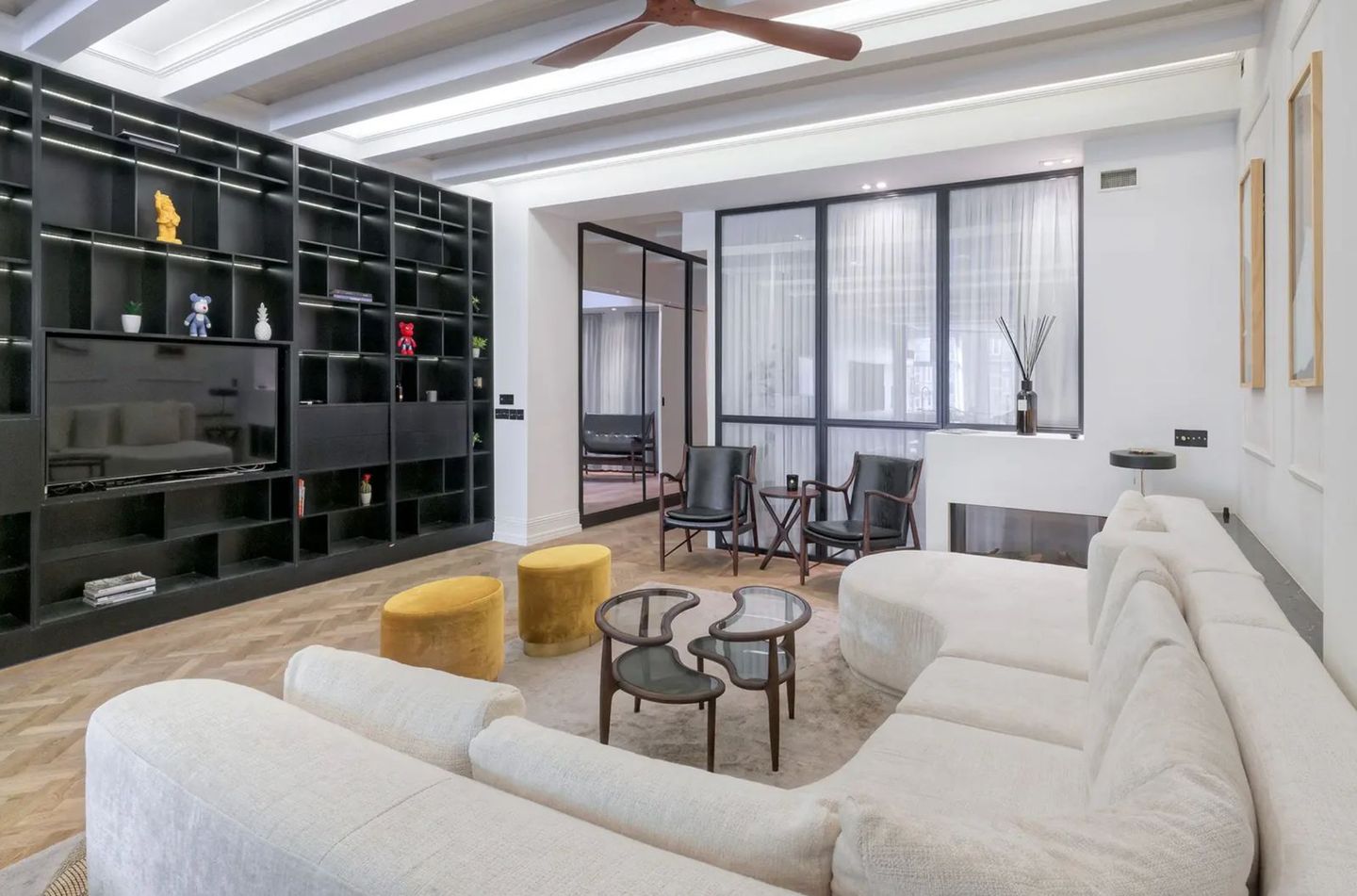 Foto 1 van Nieuwezijds Voorburgwal 294-1