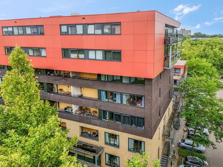 Foto 2 van Wadestein 99