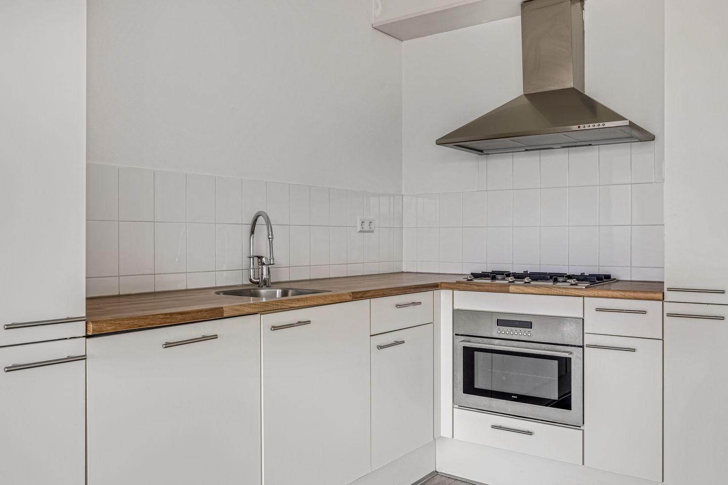 Foto 10 van Wadestein 99