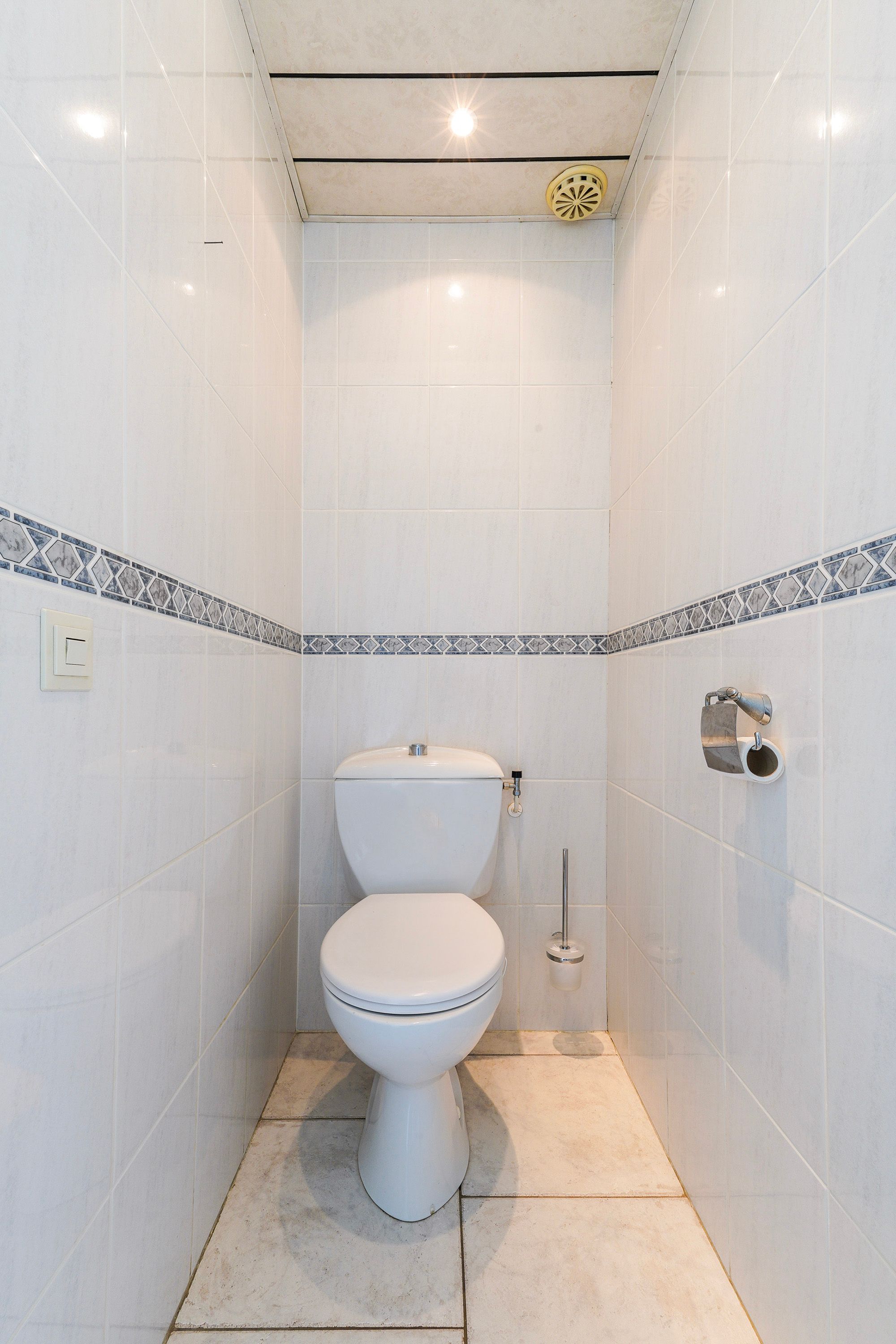 Photo 15 of Vennestraat 35