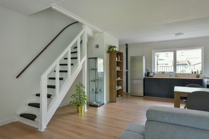 Photo 4 of Hoefblad 69