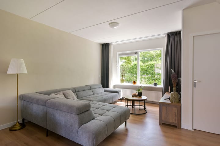 Photo 5 of Hoefblad 69