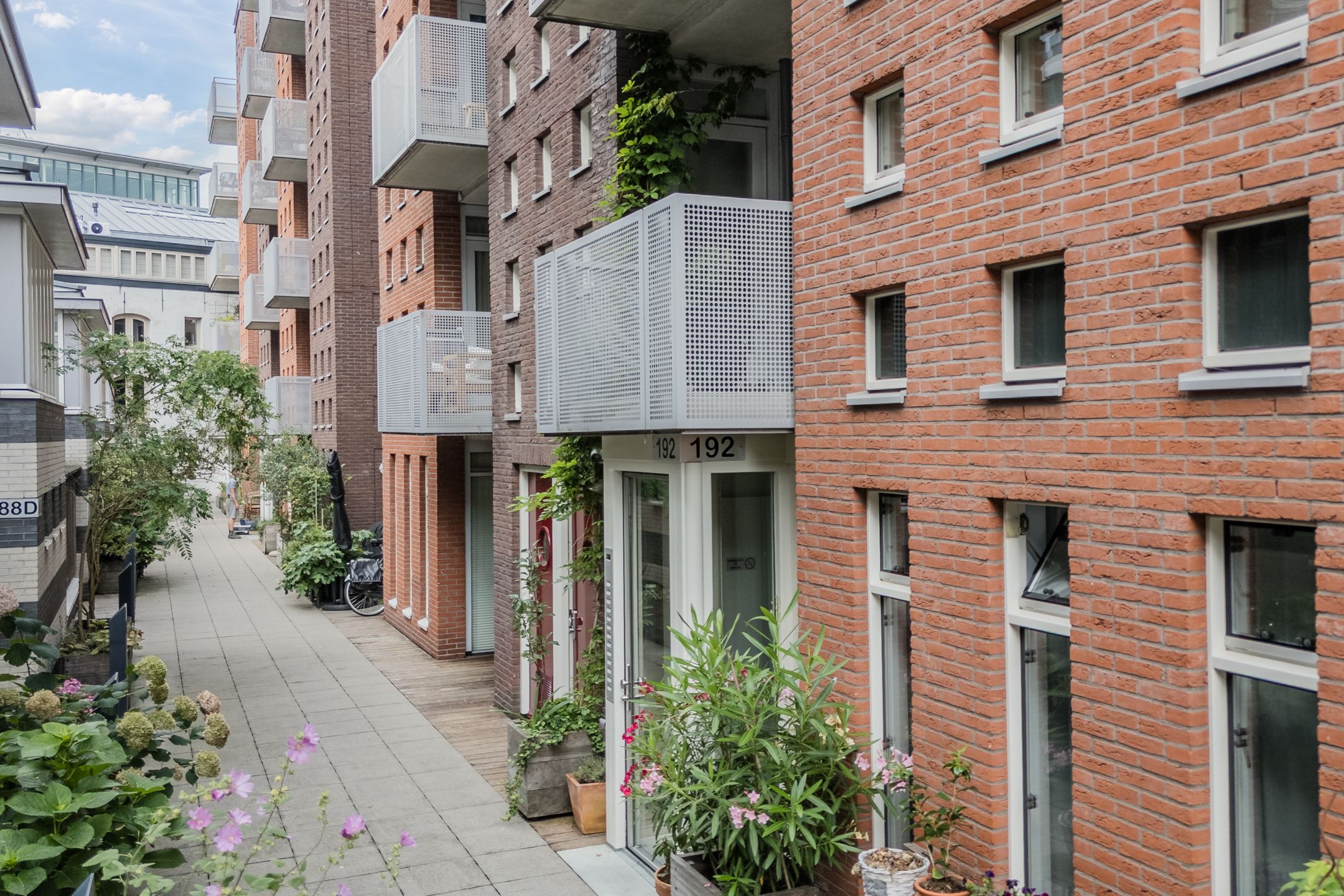 Foto 30 van Valkenburgerstraat 192-N