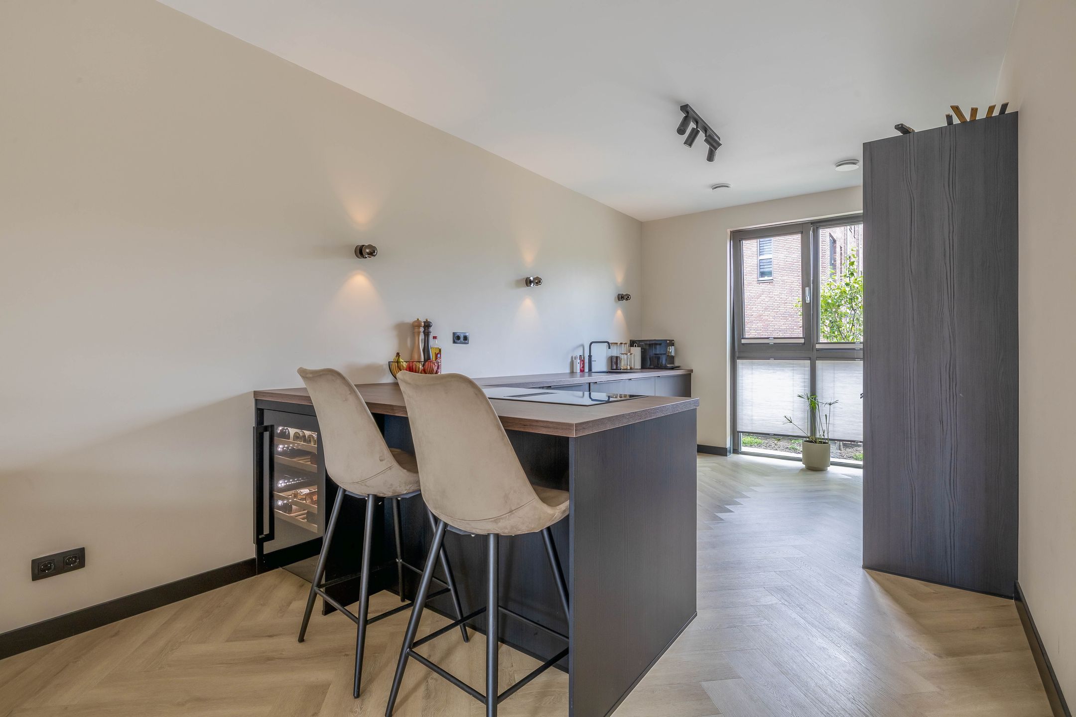 Foto 12 van Medaillon 1