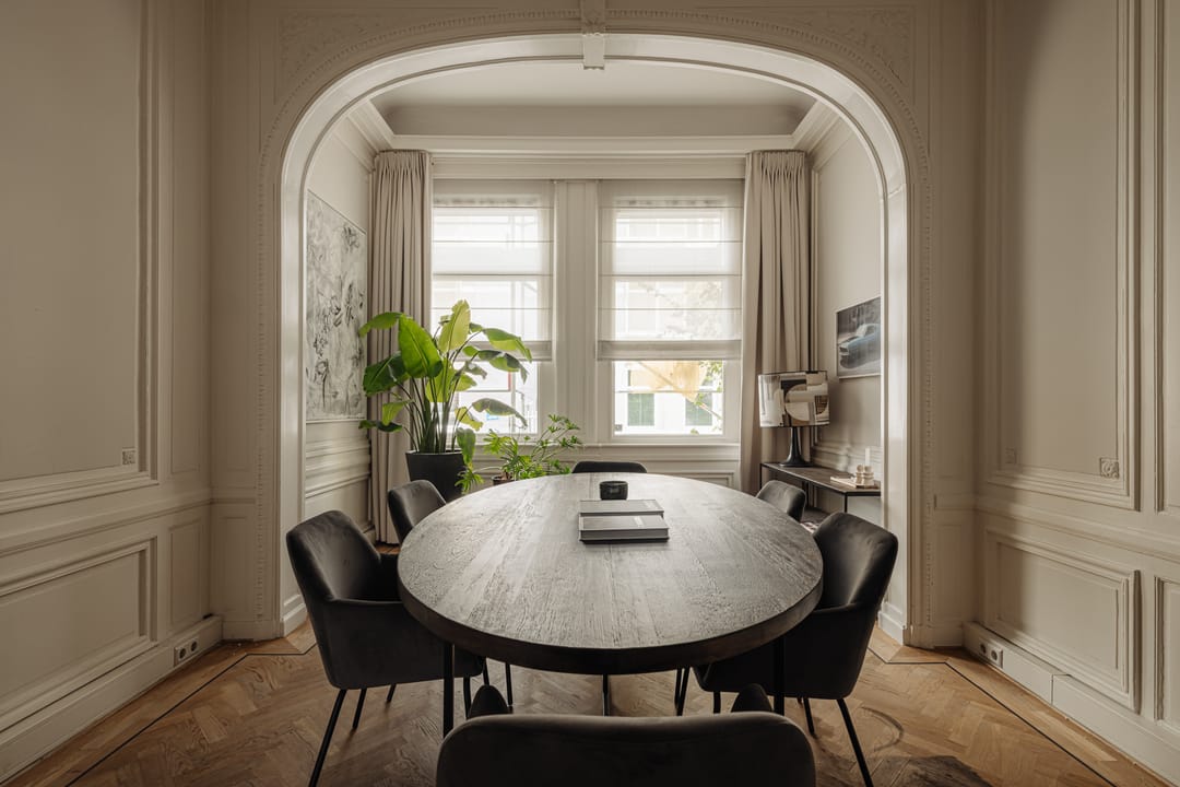 Photo 11 of Van Eeghenstraat 57