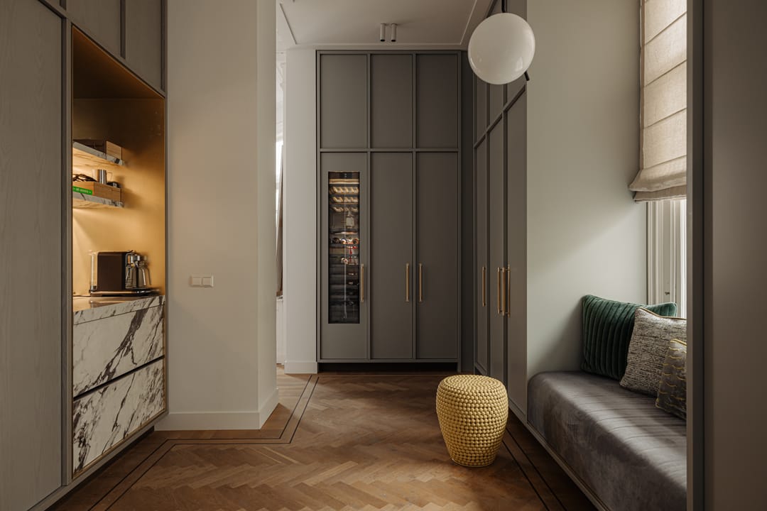 Photo 17 of Van Eeghenstraat 57