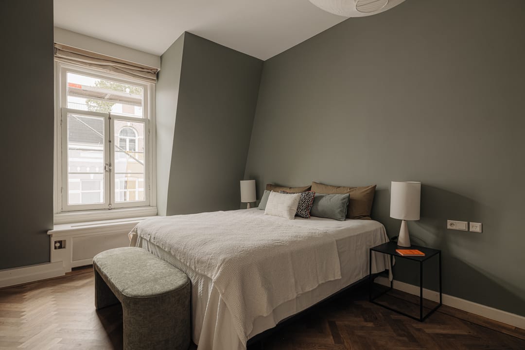 Photo 22 of Van Eeghenstraat 57