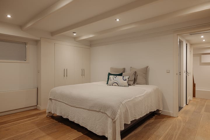 Foto 25 van Van Eeghenstraat 57