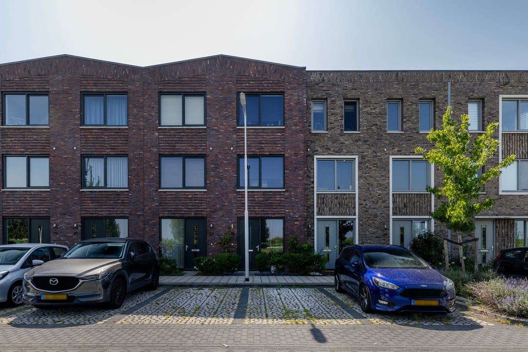 Photo 1 of Catharina Burierlaan 25