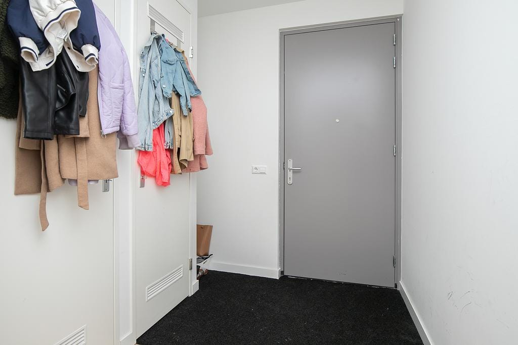 Foto 11 van Maashavenweg 172