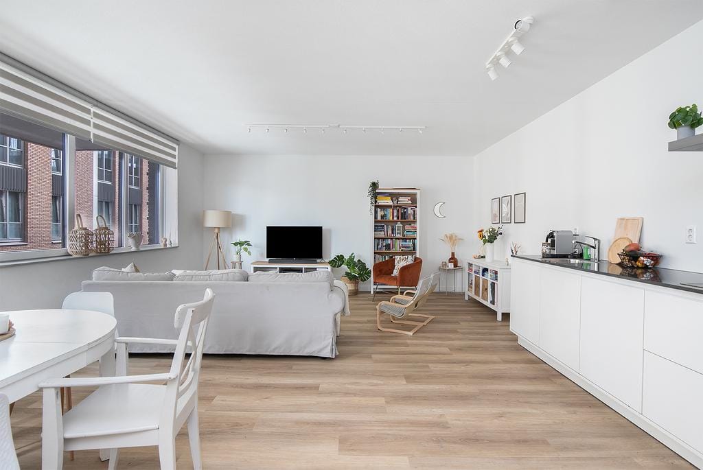 Foto 13 van Maashavenweg 172