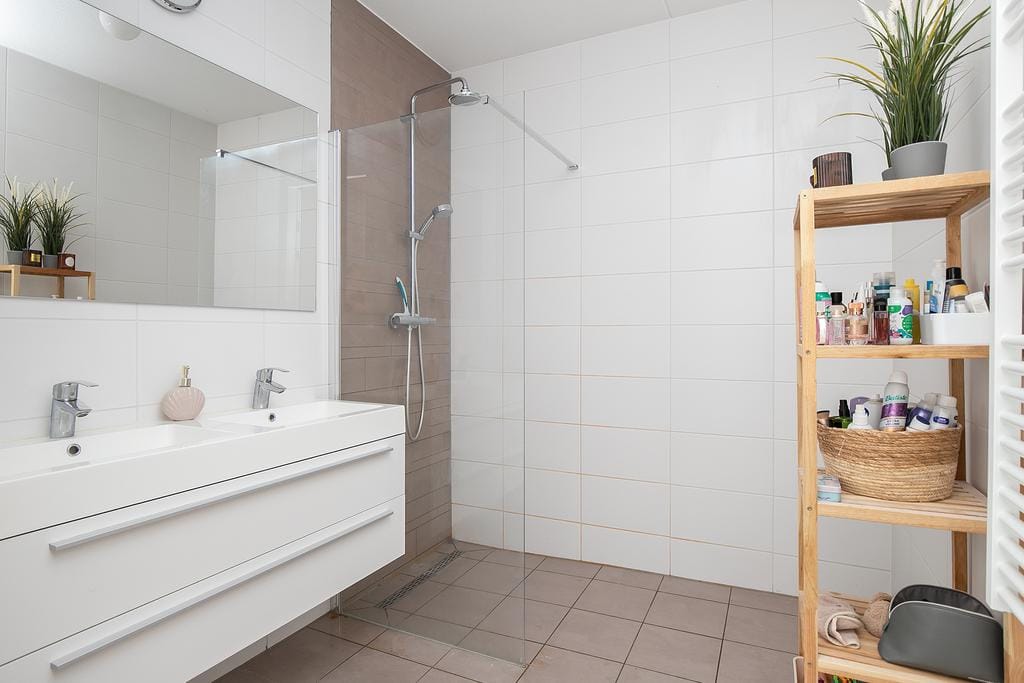 Foto 28 van Maashavenweg 172