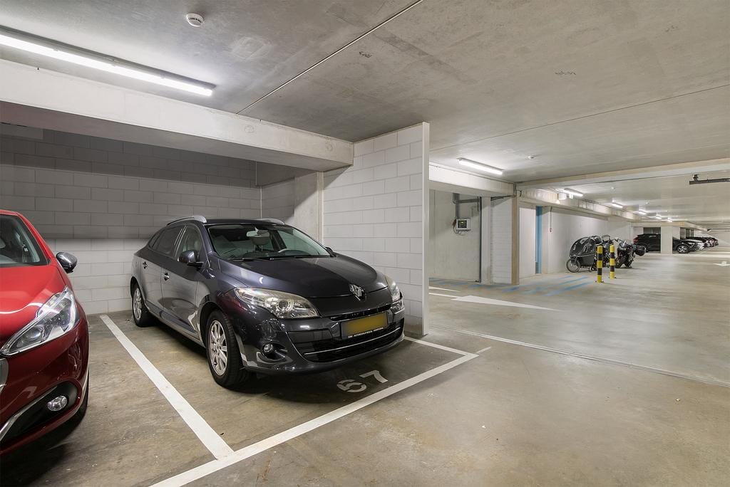 Foto 40 van Maashavenweg 172