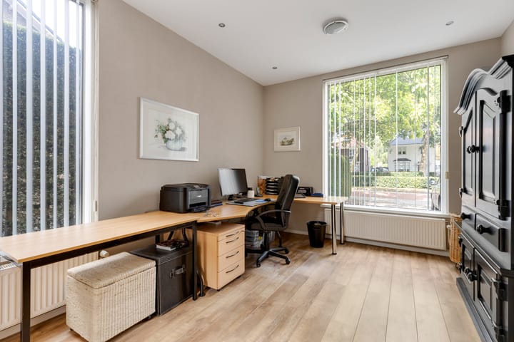 Foto 24 van Hintham 93