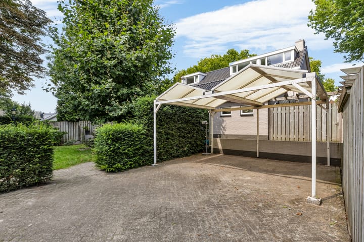 Foto 50 van Hintham 93