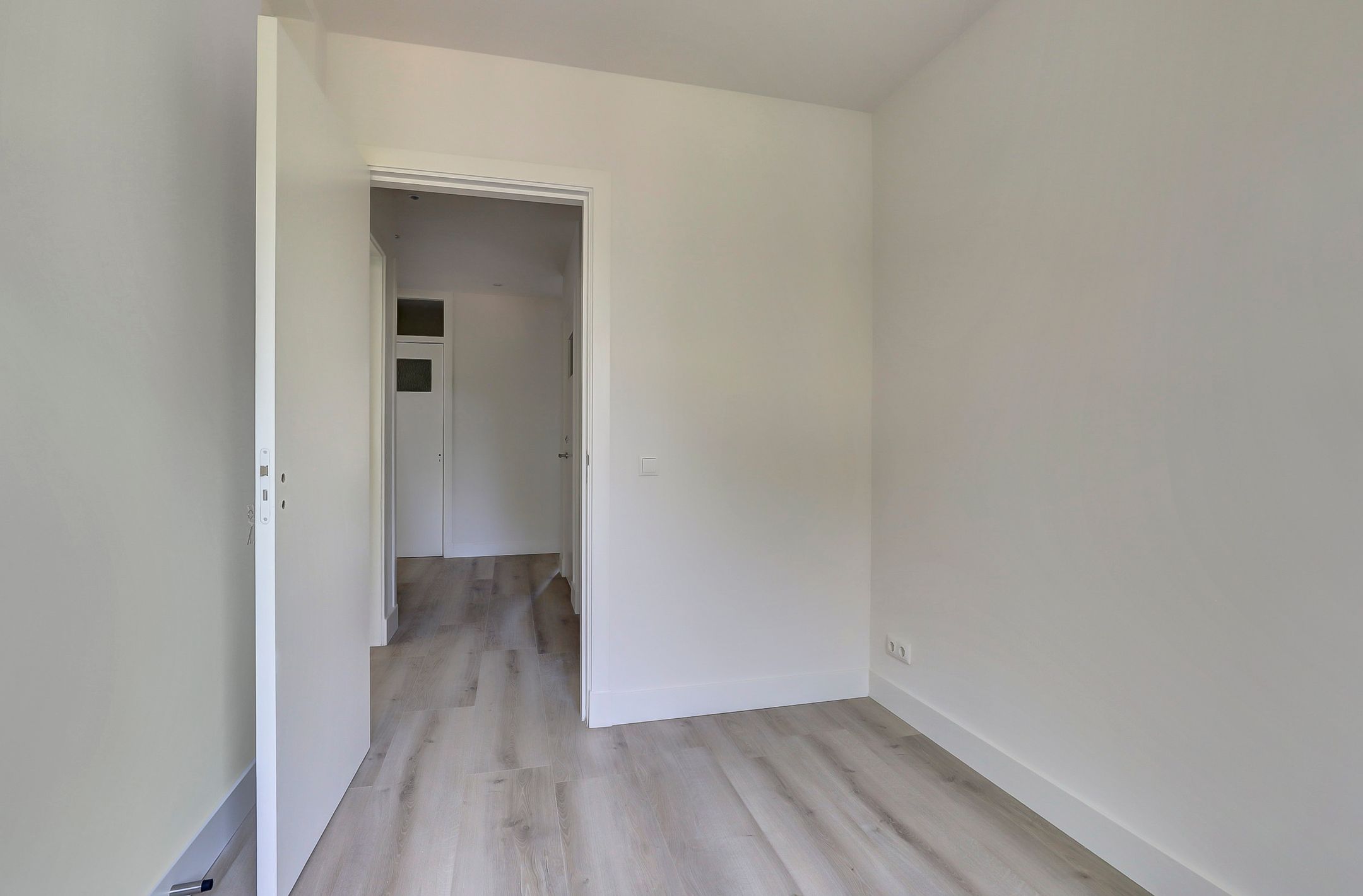 Foto 24 van Lübeckstraat 128