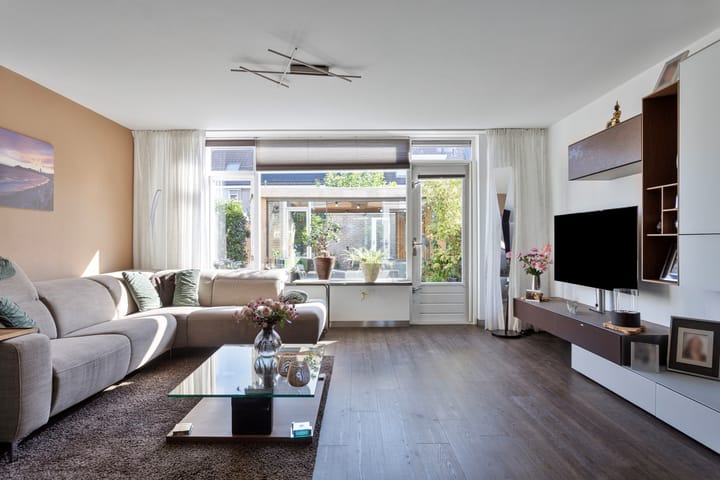 Photo 5 of Molenaar Van Schelvenlaan 6