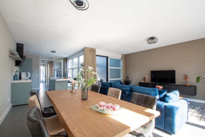 Foto 8 van Zonnebloemstraat 10