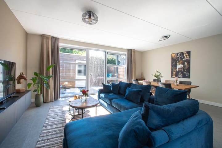 Foto 10 van Zonnebloemstraat 10