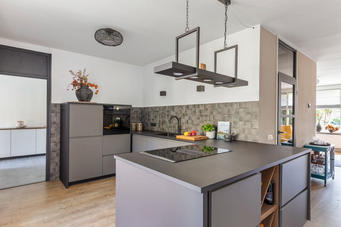 Photo 4 of Knoefstraat 15