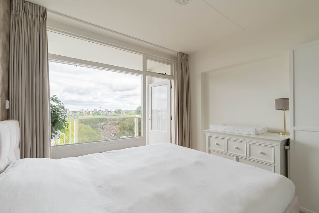 Foto 11 van Robert Kochlaan 136