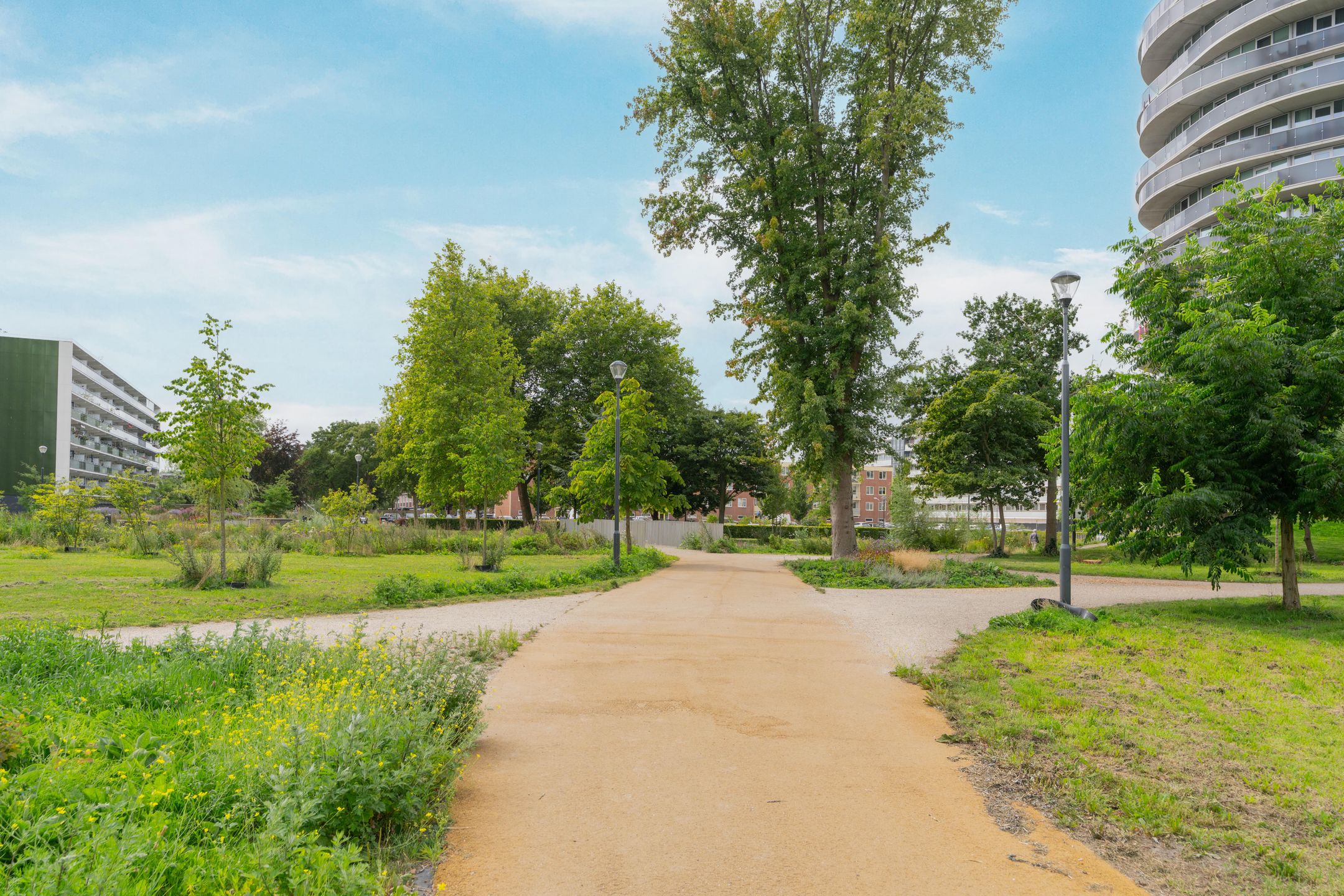 Foto 21 van Robert Kochlaan 136