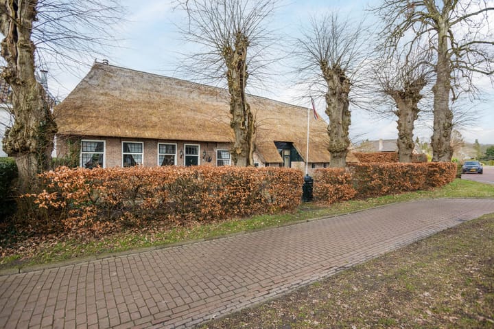 Photo 2 of Dorpsstraat 27