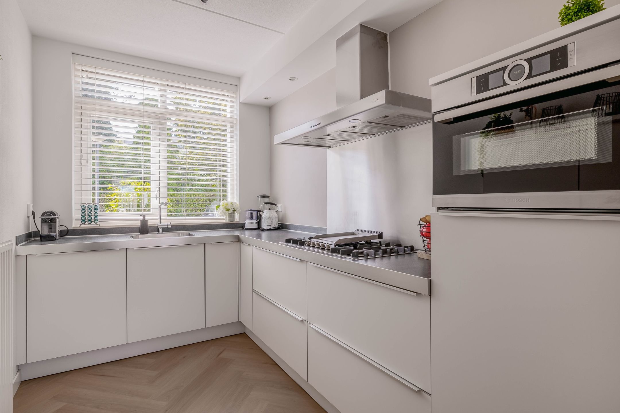 Foto 12 van Lavengang 1