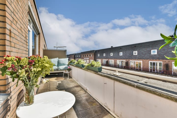 Foto 7 van Lutmastraat 135-D