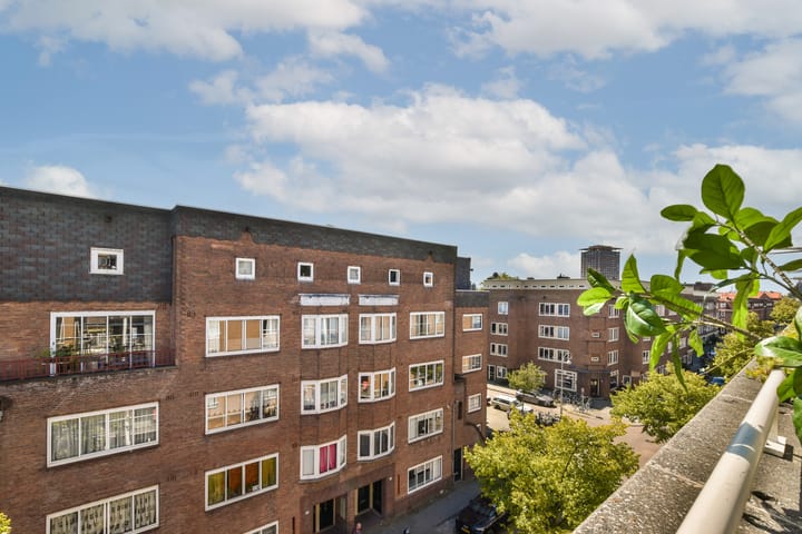 Foto 8 van Lutmastraat 135-D